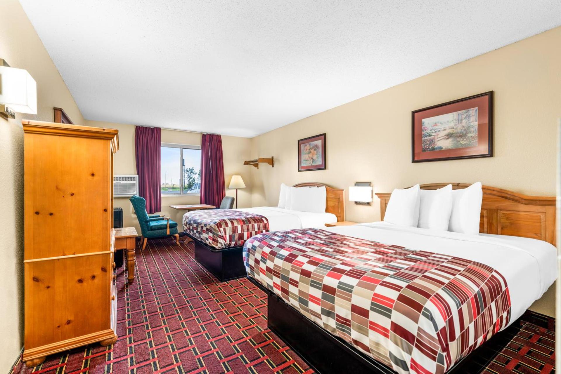 Americas Best Value Inn Decatur photo 9
