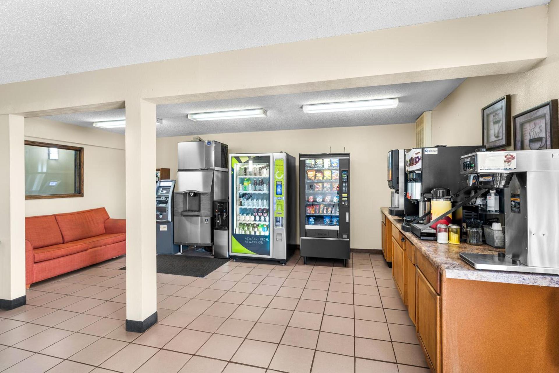 Americas Best Value Inn Decatur photo 16