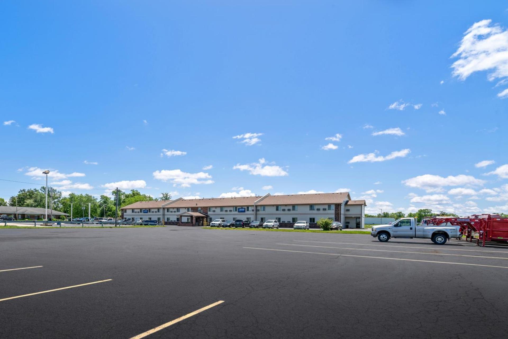 Americas Best Value Inn Decatur photo 23
