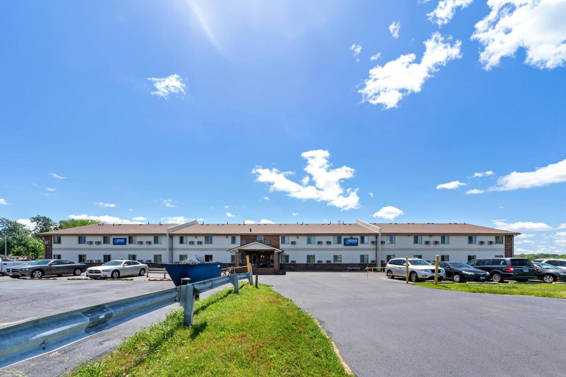 Americas Best Value Inn Decatur photo 1