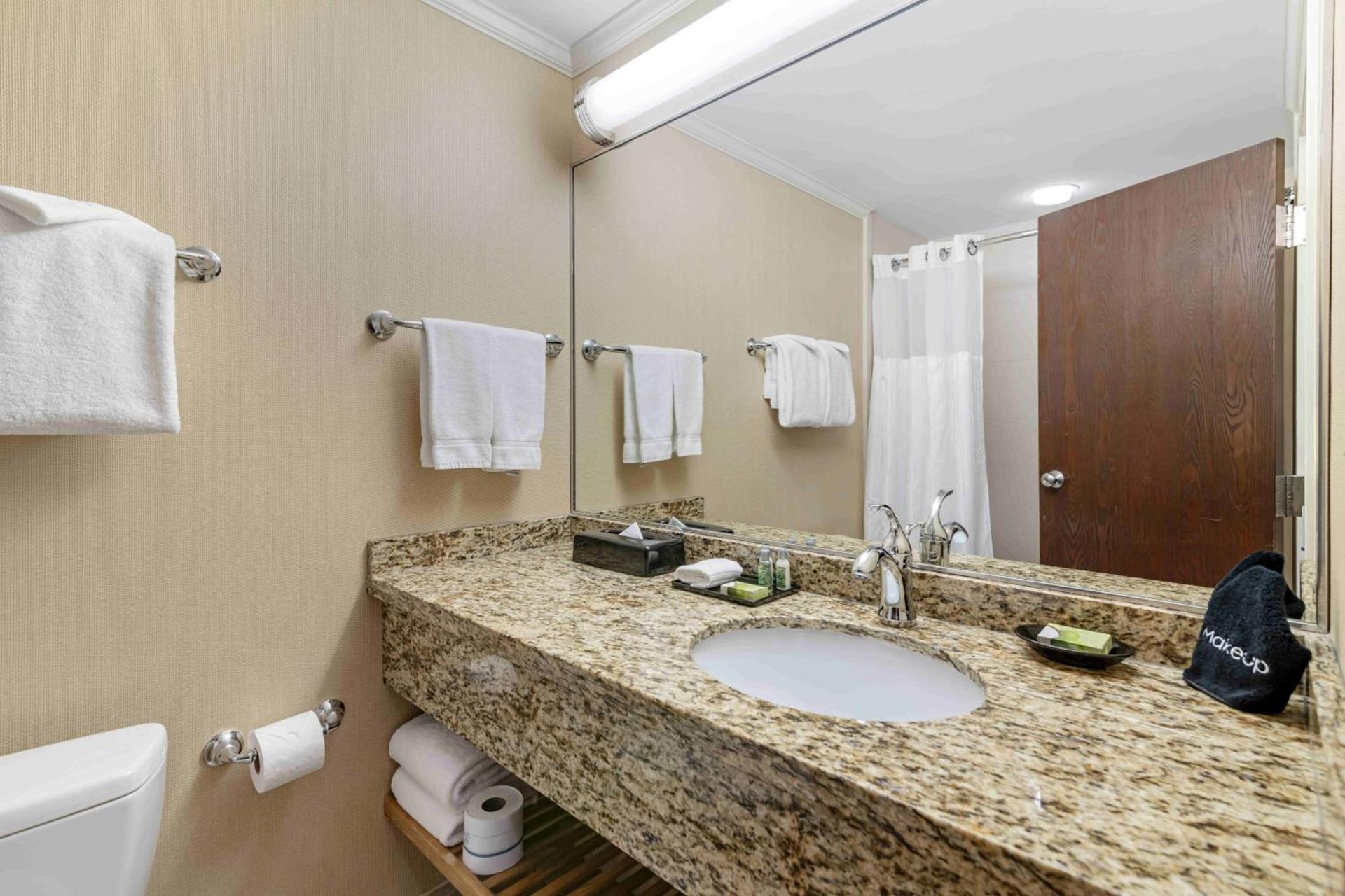 Juniper Hill Inn photo 25