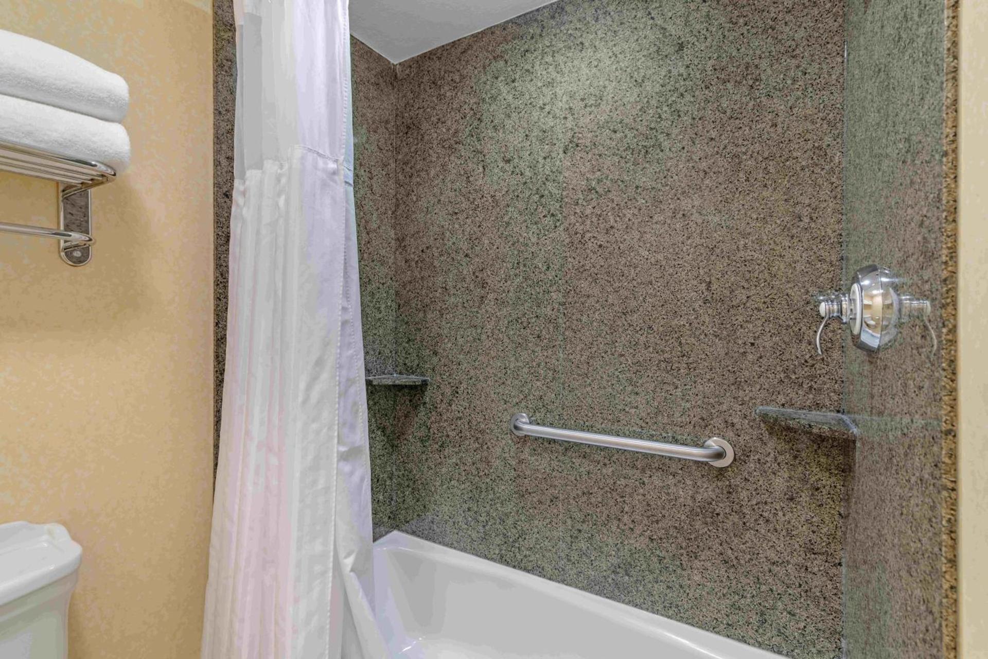 Juniper Hill Inn photo 60