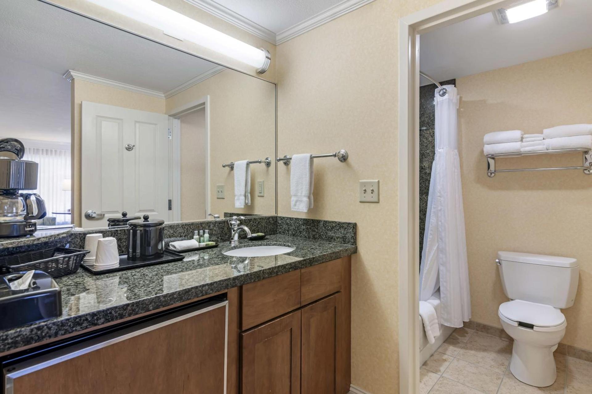 Juniper Hill Inn photo 53
