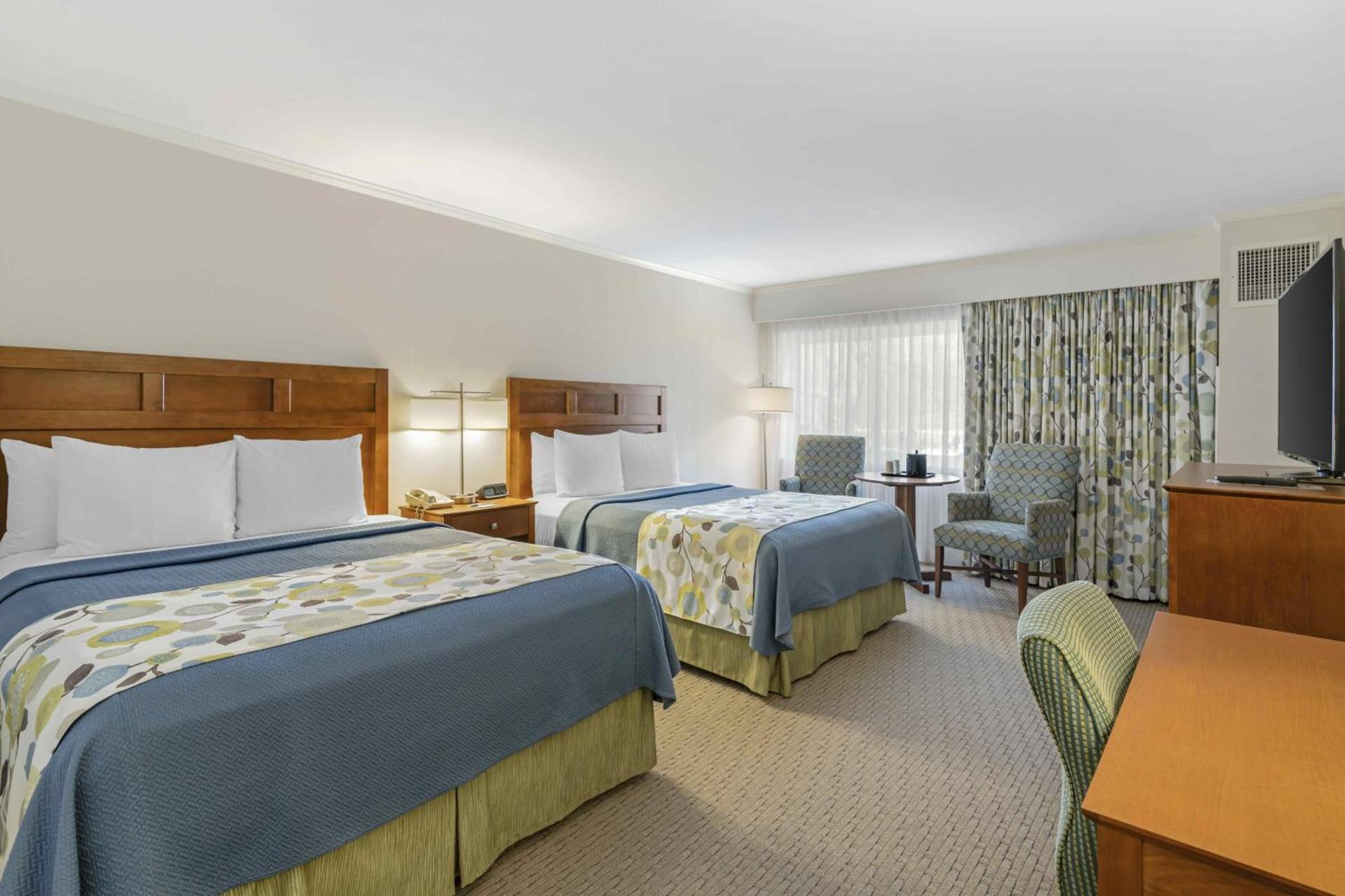 Juniper Hill Inn photo 85