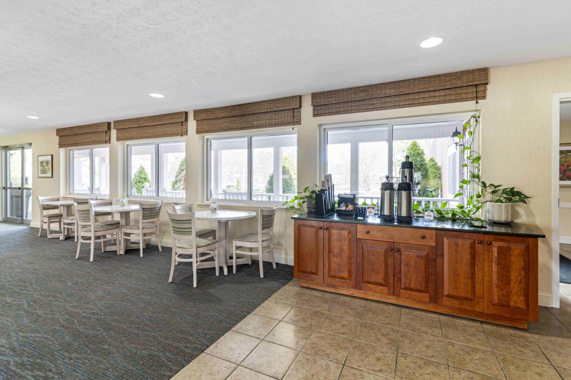 Juniper Hill Inn photo 66