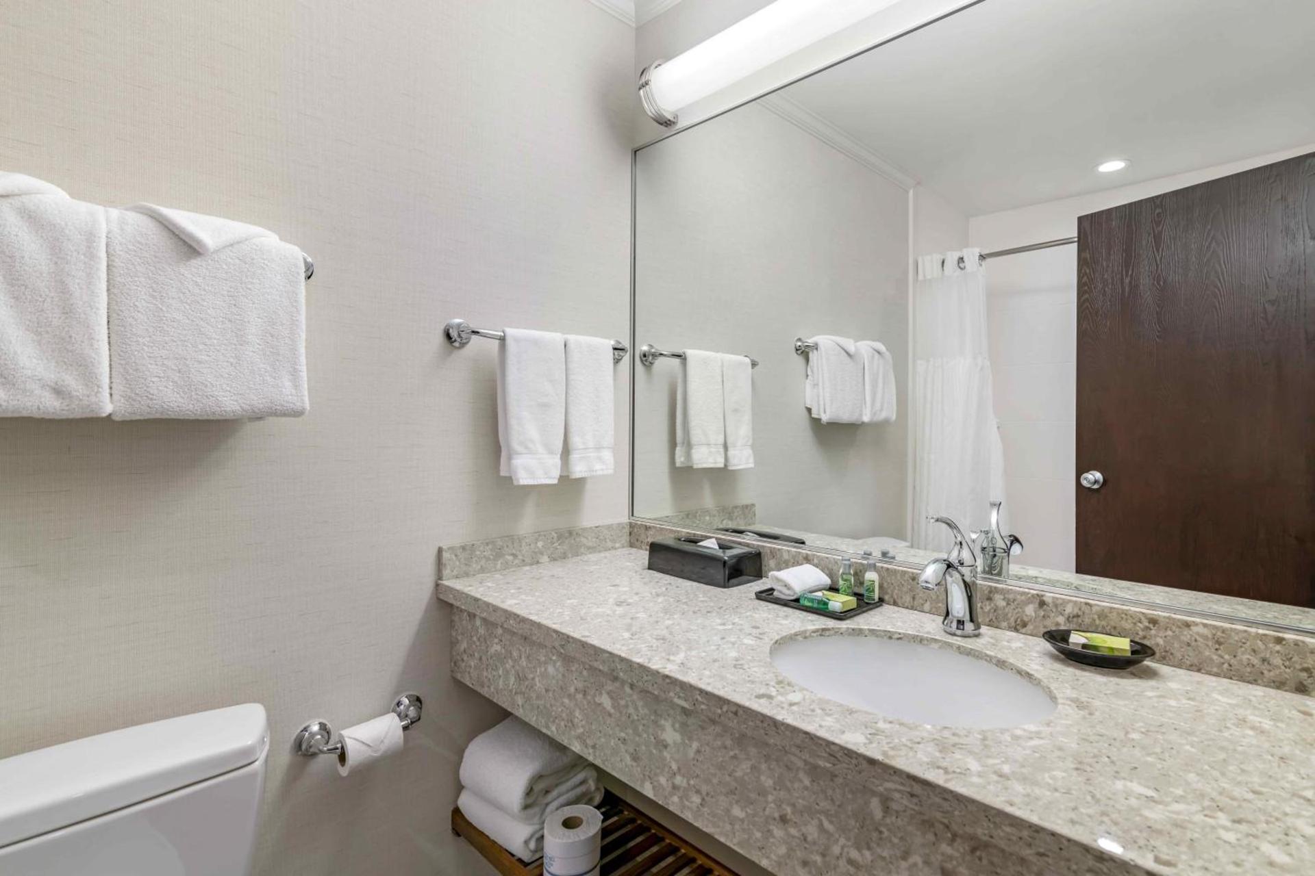 Juniper Hill Inn photo 65