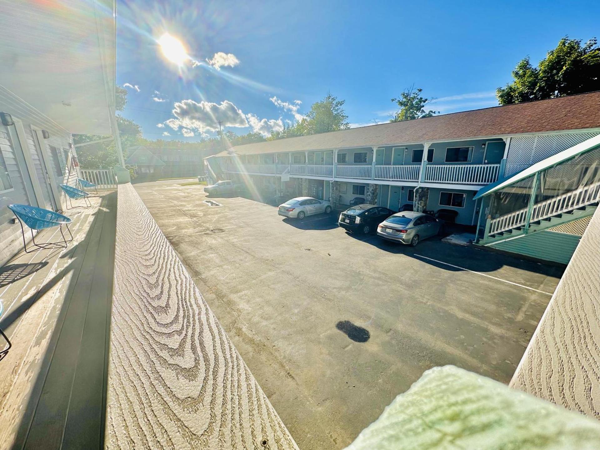 Hampton Motor Inn photo 4