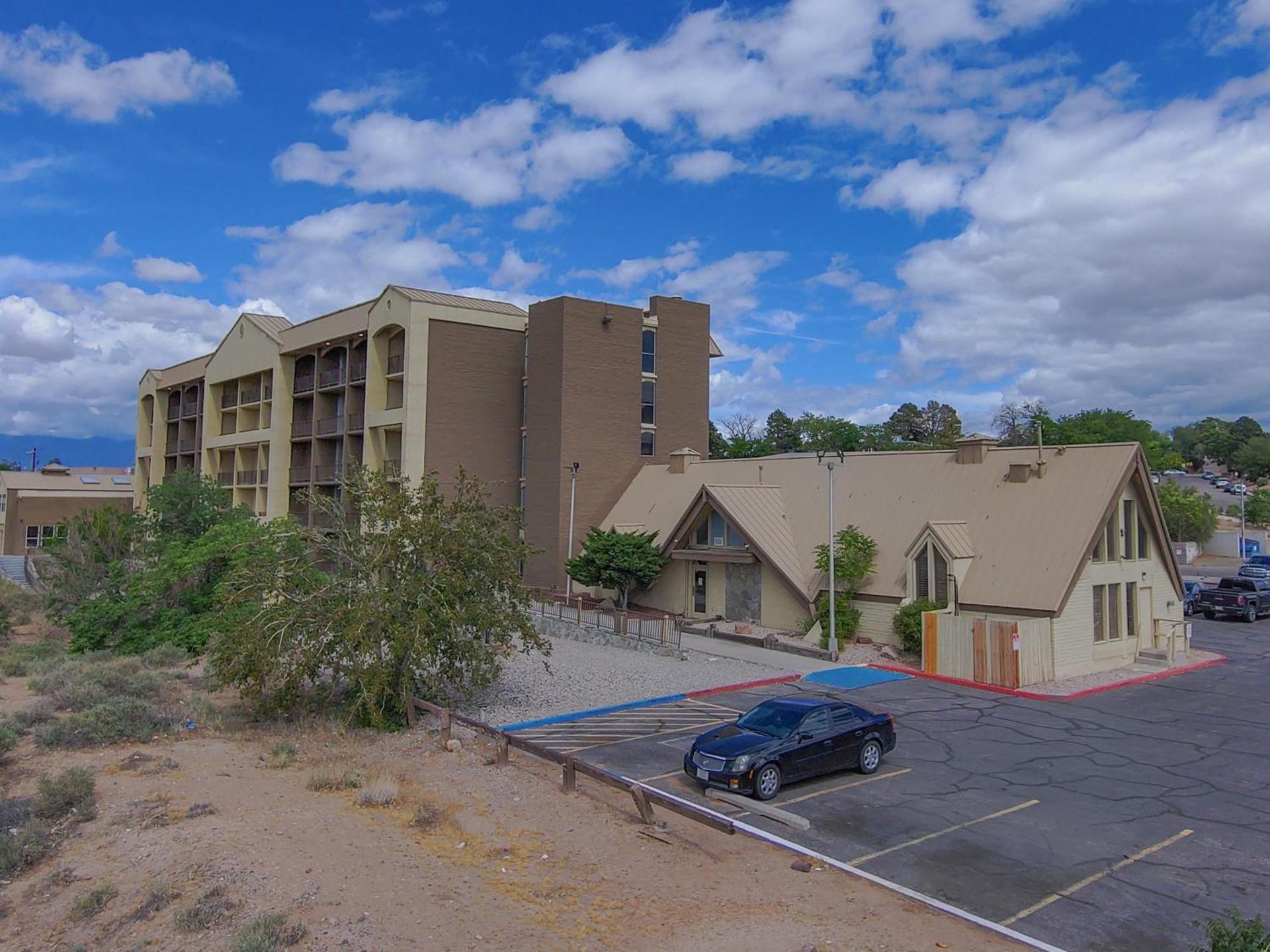 Hotel 505 photo 56