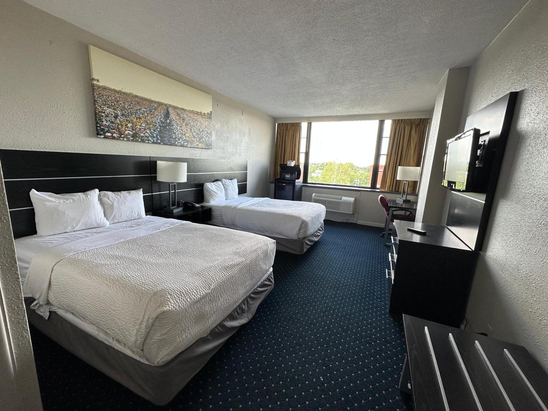 Inn at Lebanon - Hershey & Manheim area photo 57
