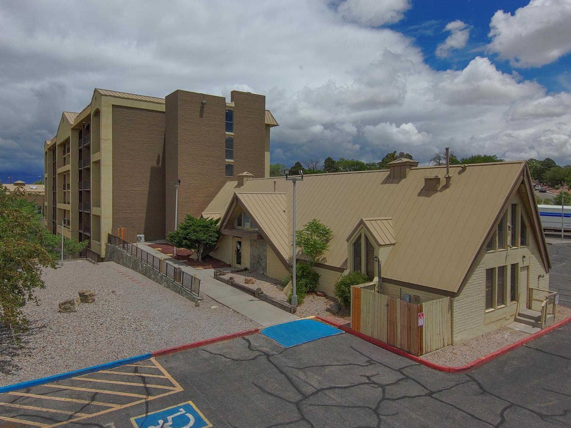 Hotel 505 photo 57
