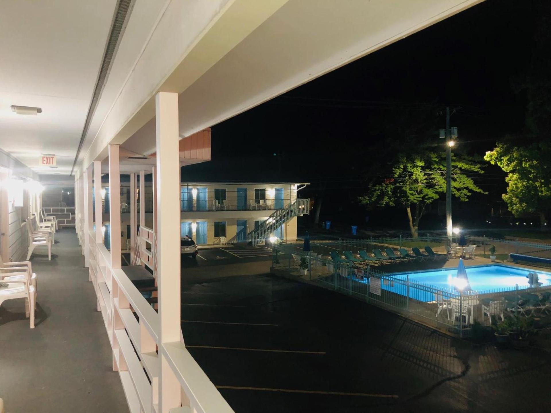 Starlite Motel photo 53