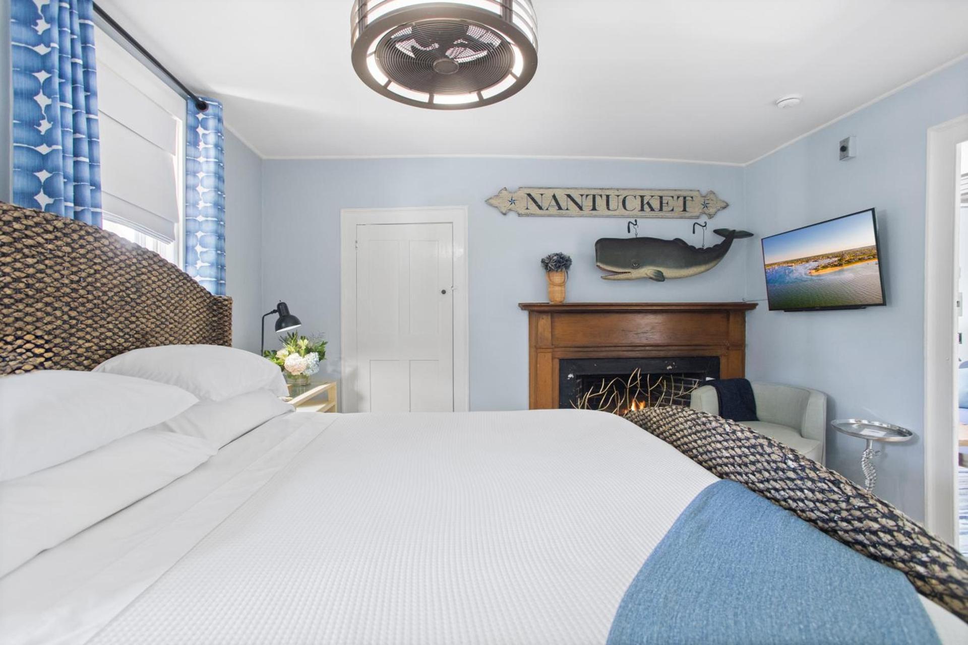 Carlisle House Inn photo 88