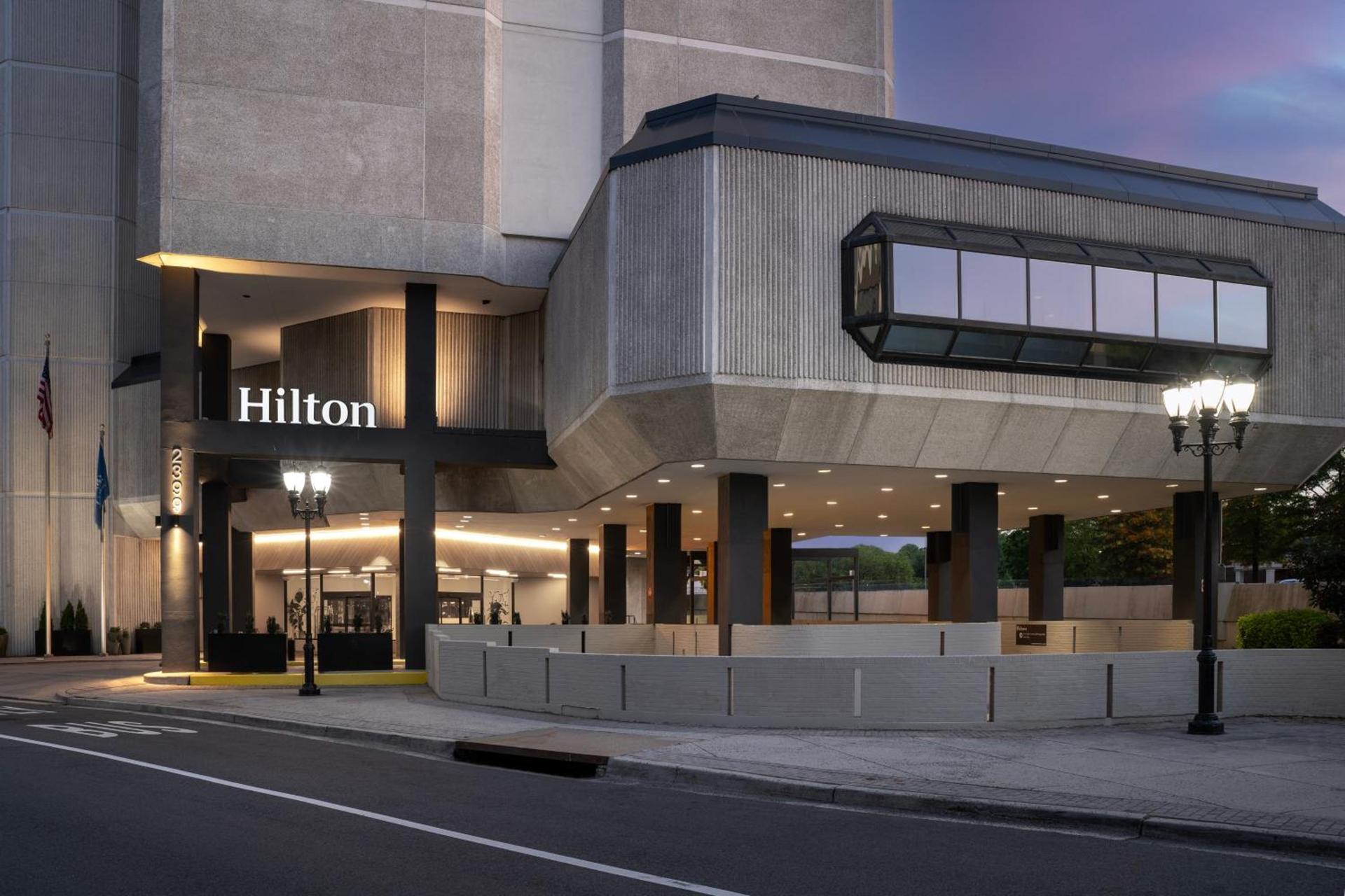 Hilton Arlington National Landing photo 10