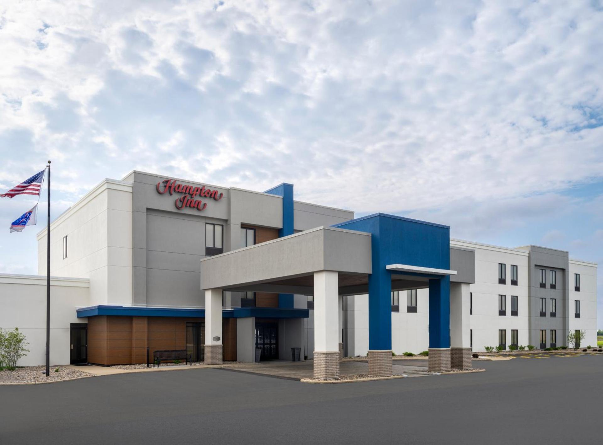 Hampton Inn Ottawa - Starved Rock Area photo 37
