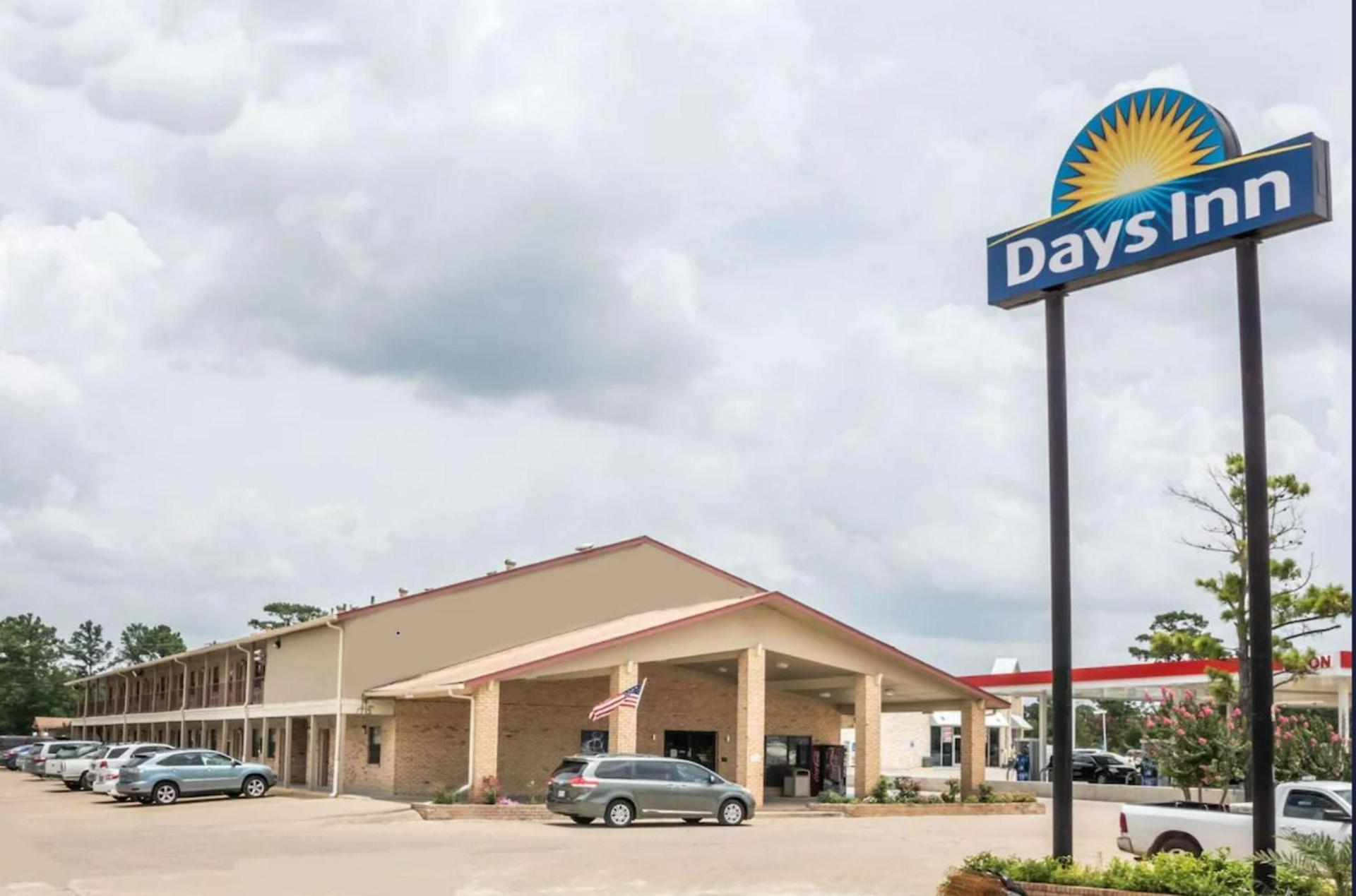 Days Inn by Wyndham Bastrop photo 2