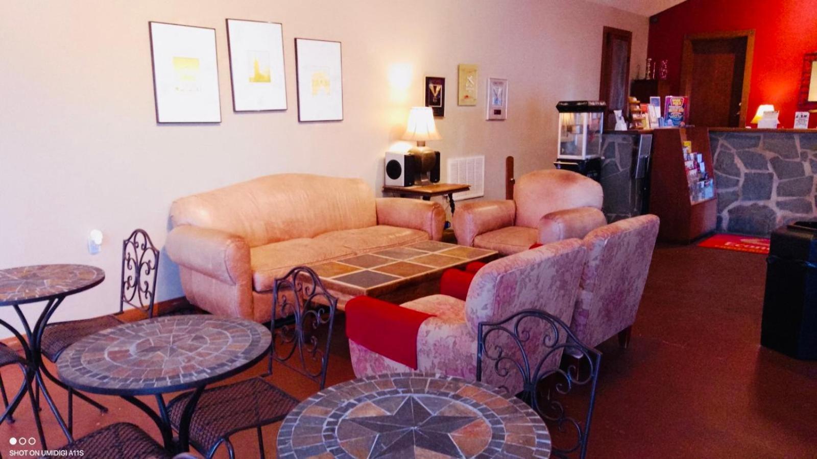 Econo Lodge Fredericksburg photo 37