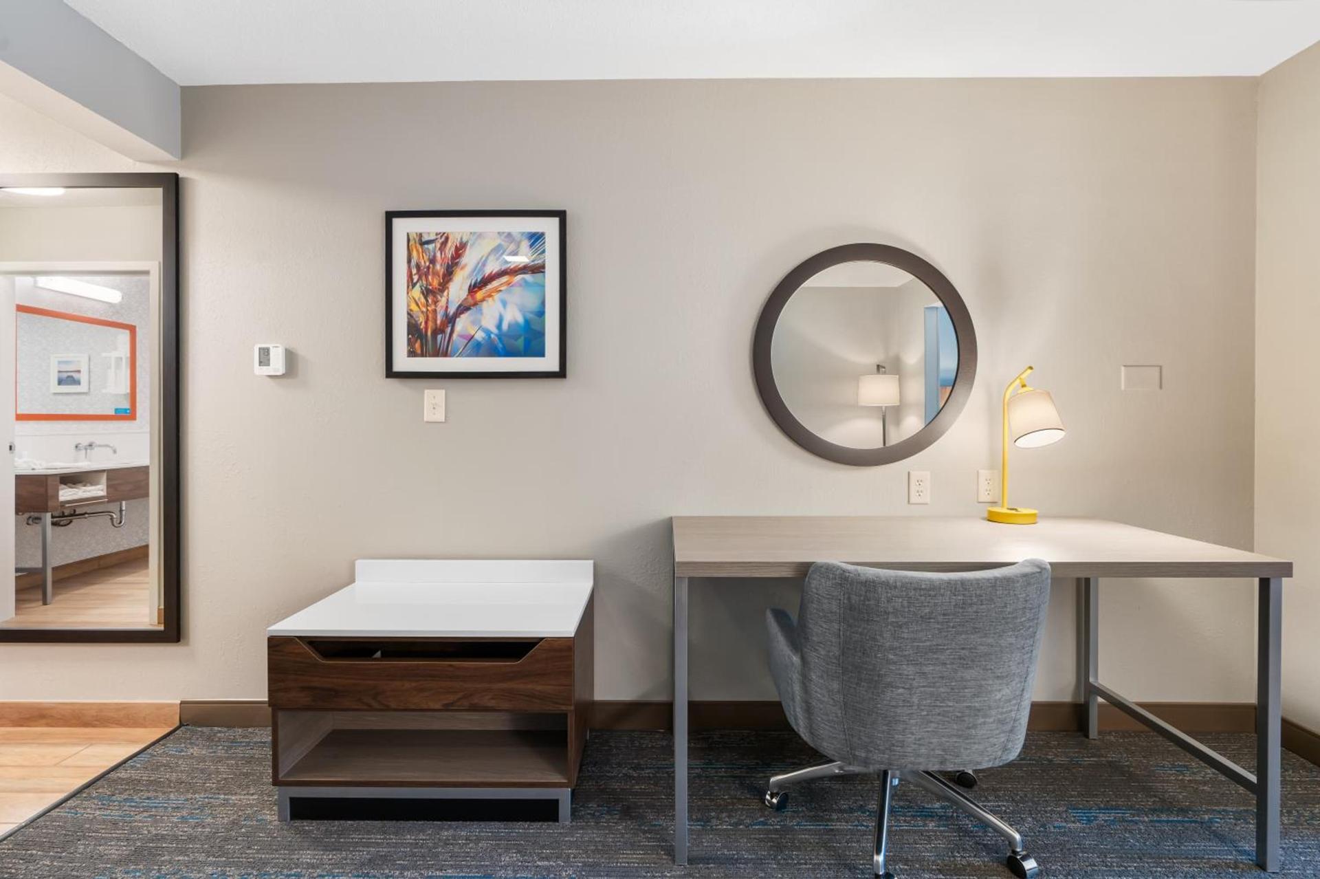 Hampton Inn Ottawa - Starved Rock Area photo 59