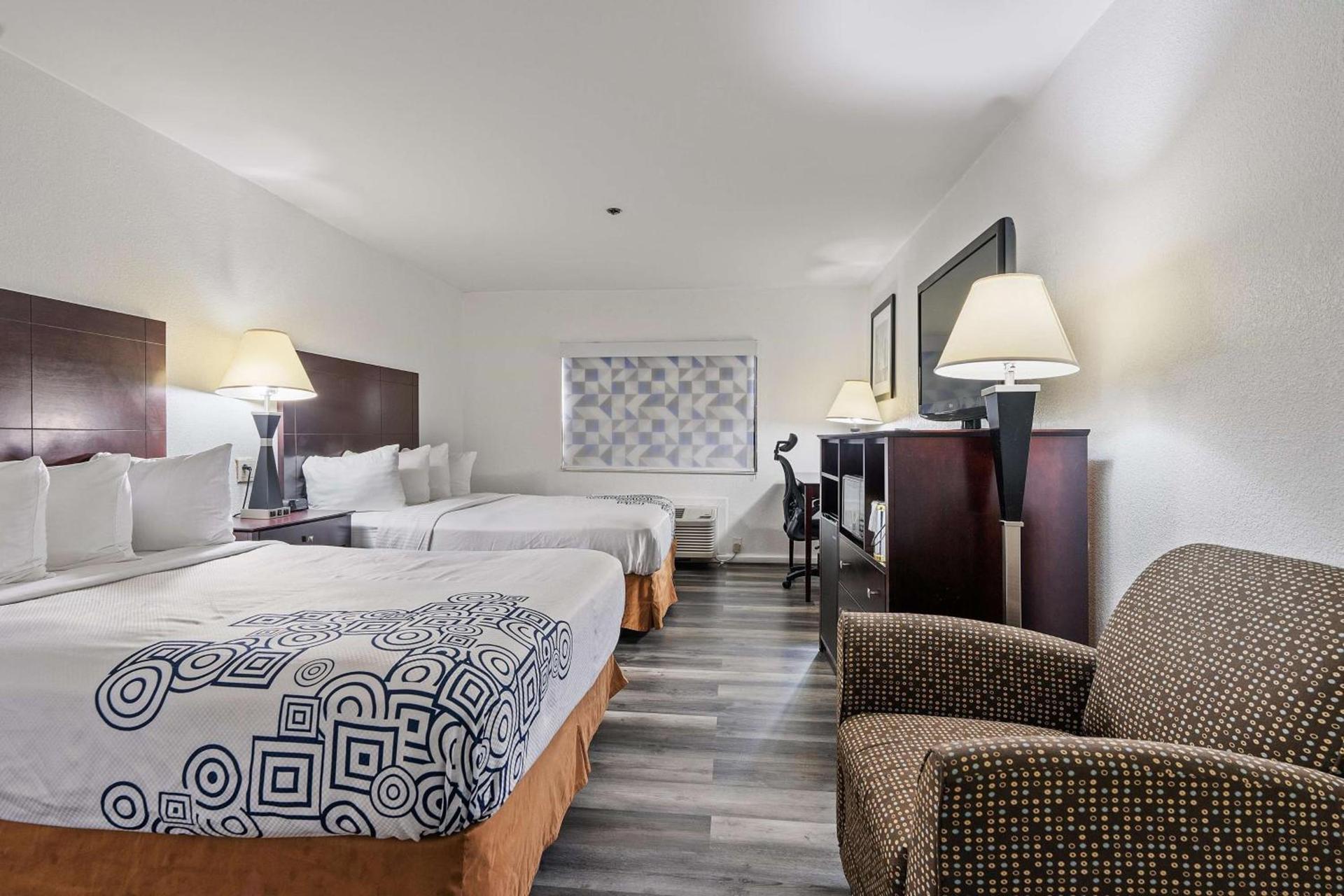 Best Western Oakbrook Inn photo 3