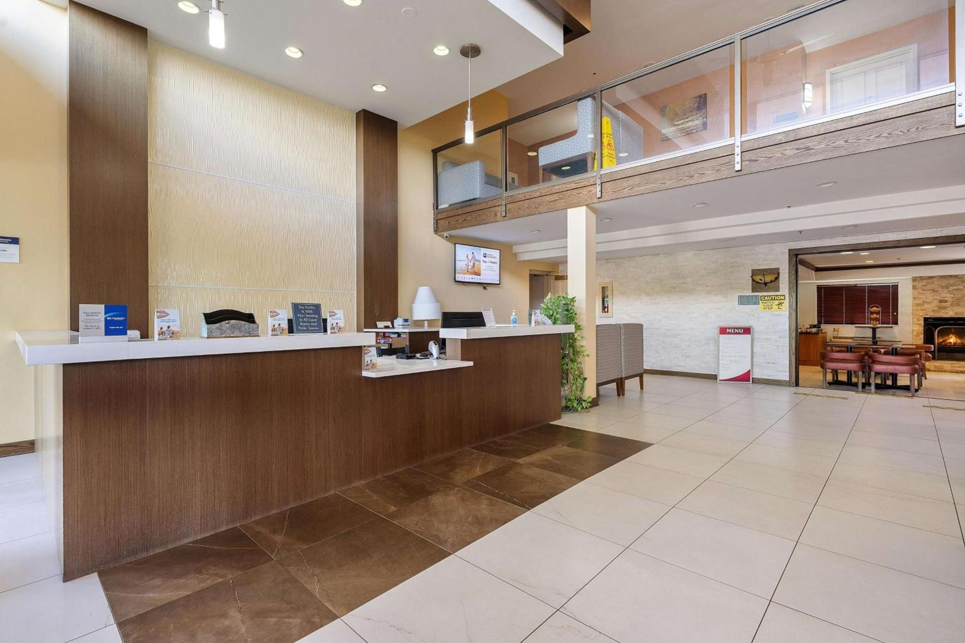 Best Western Oakbrook Inn photo 17