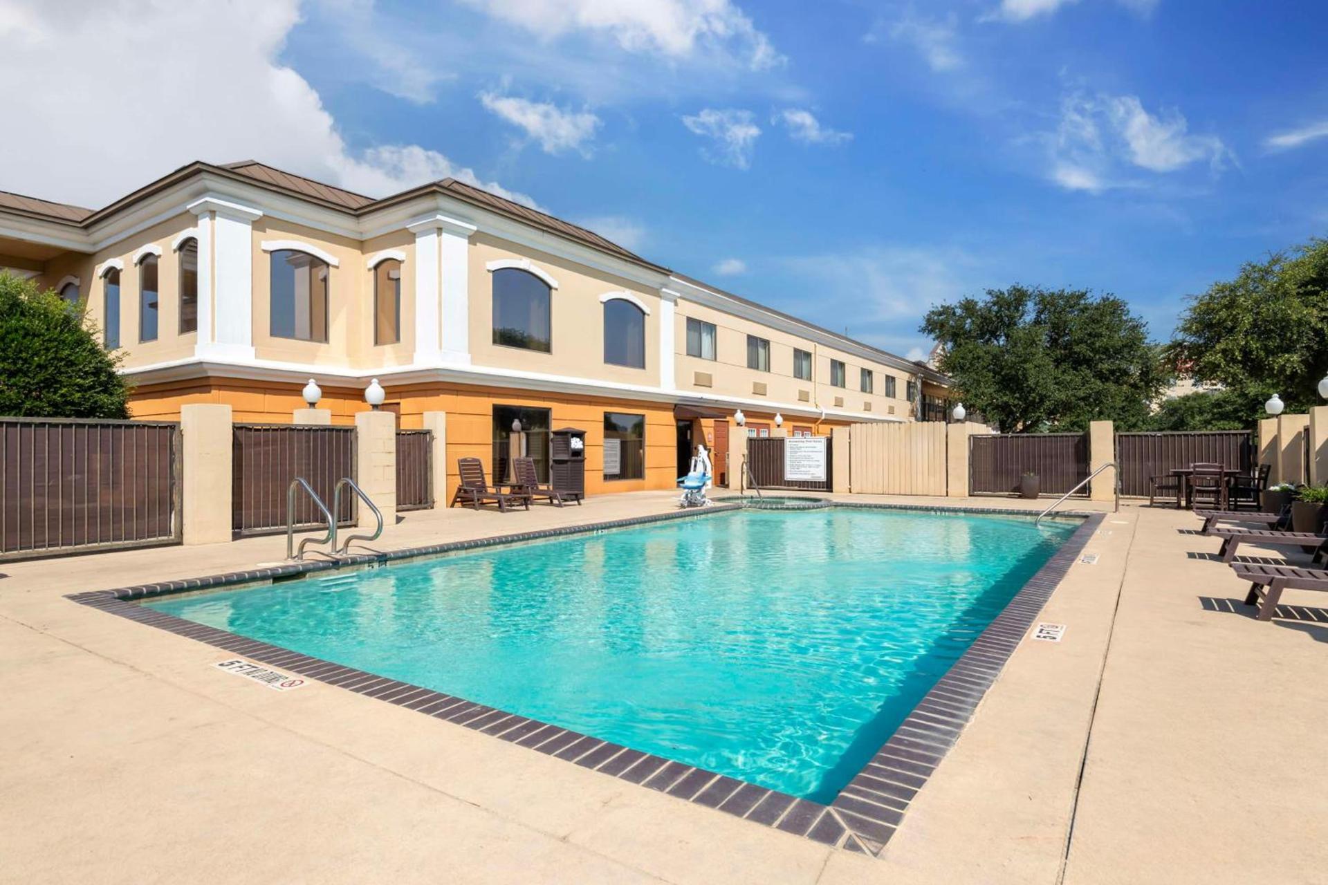 Best Western Inn & Suites New Braunfels photo 23