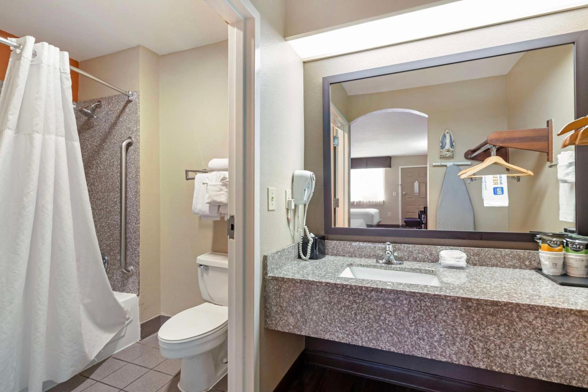 Best Western Inn & Suites New Braunfels photo 12