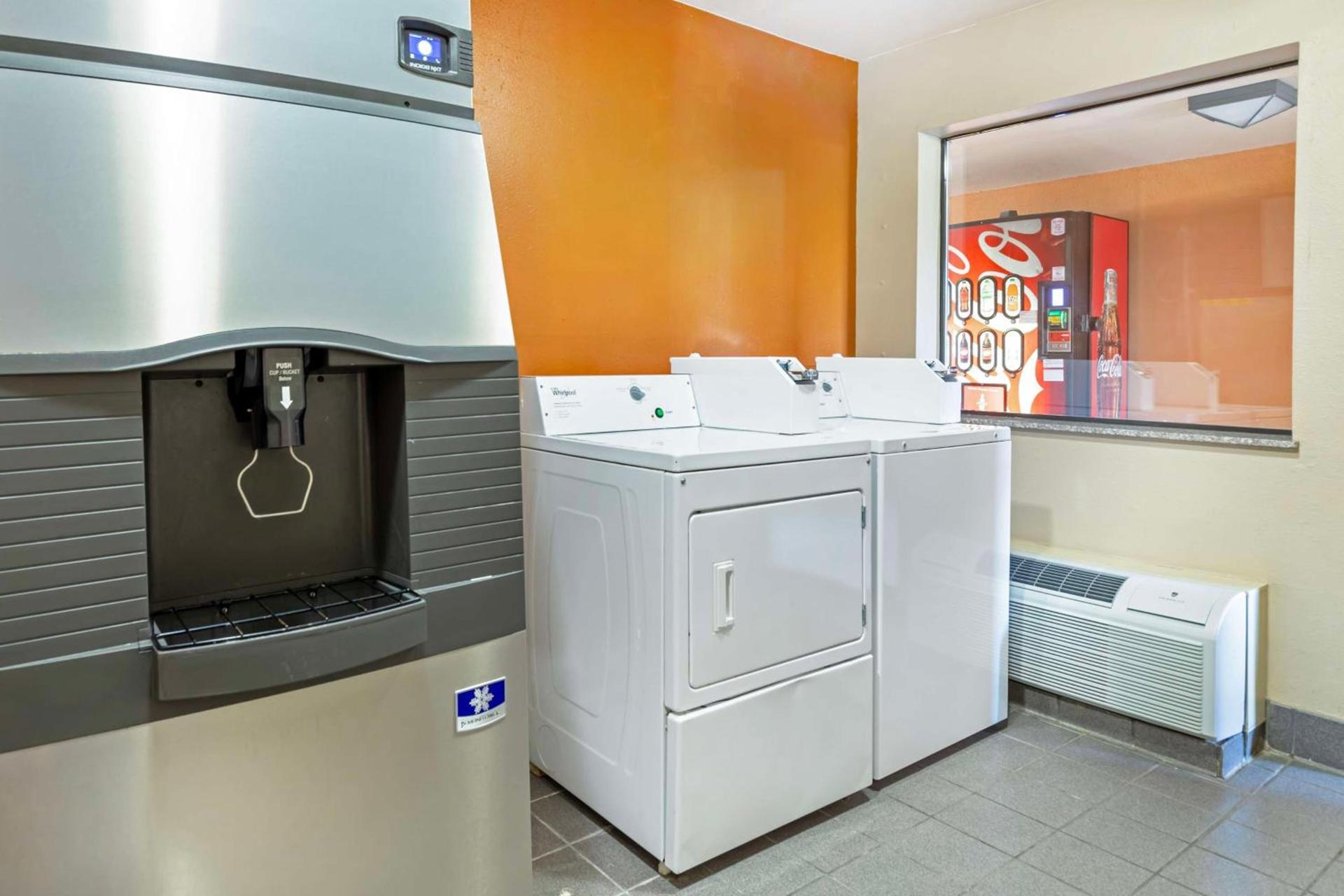 Best Western Inn & Suites New Braunfels photo 17