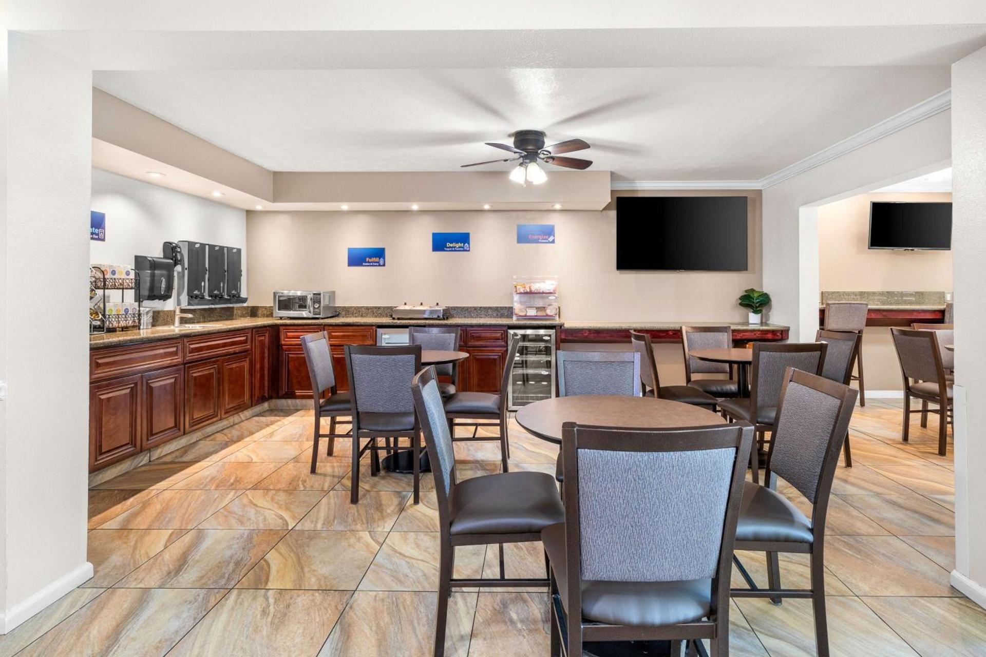 Best Western El Centro Inn photo 10