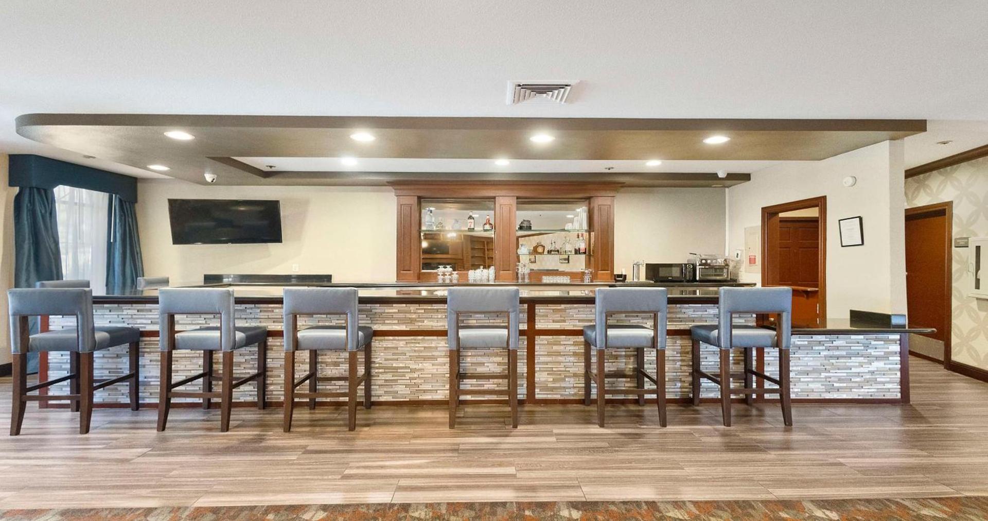 Best Western Plus Heritage Inn photo 8