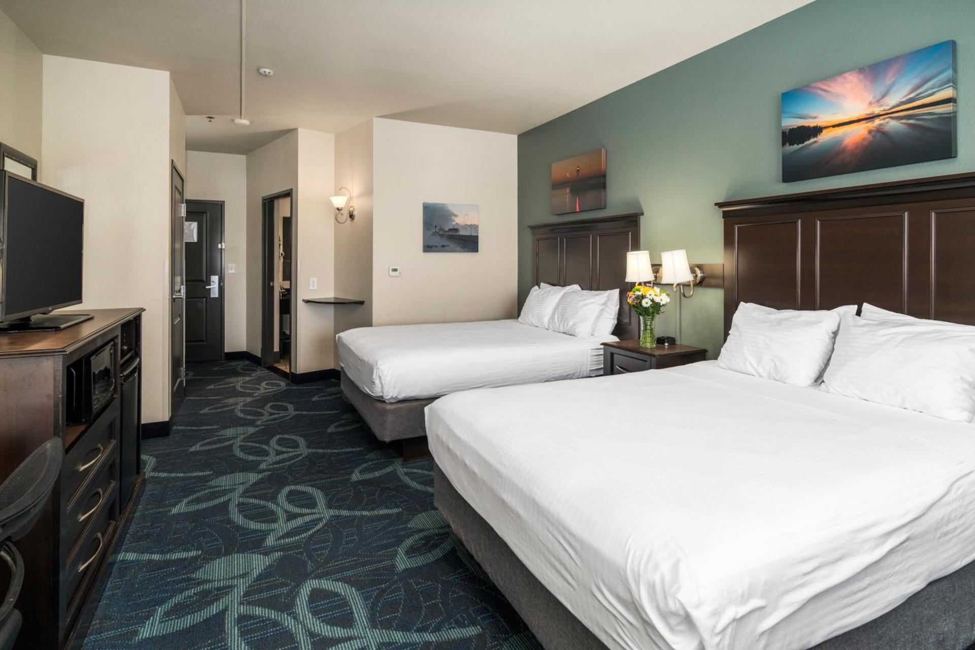 Park Point Marina Inn photo 68