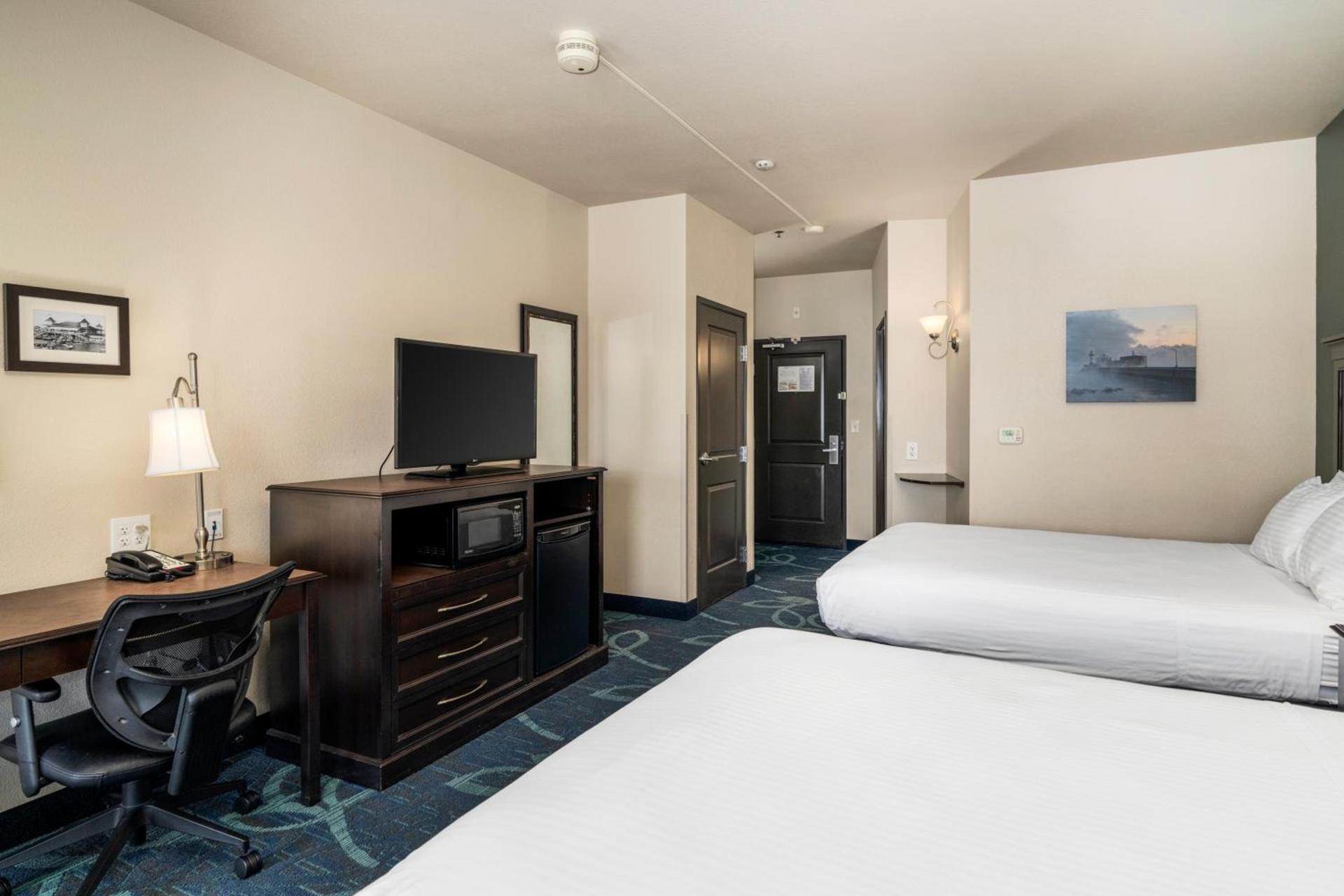 Park Point Marina Inn photo 72