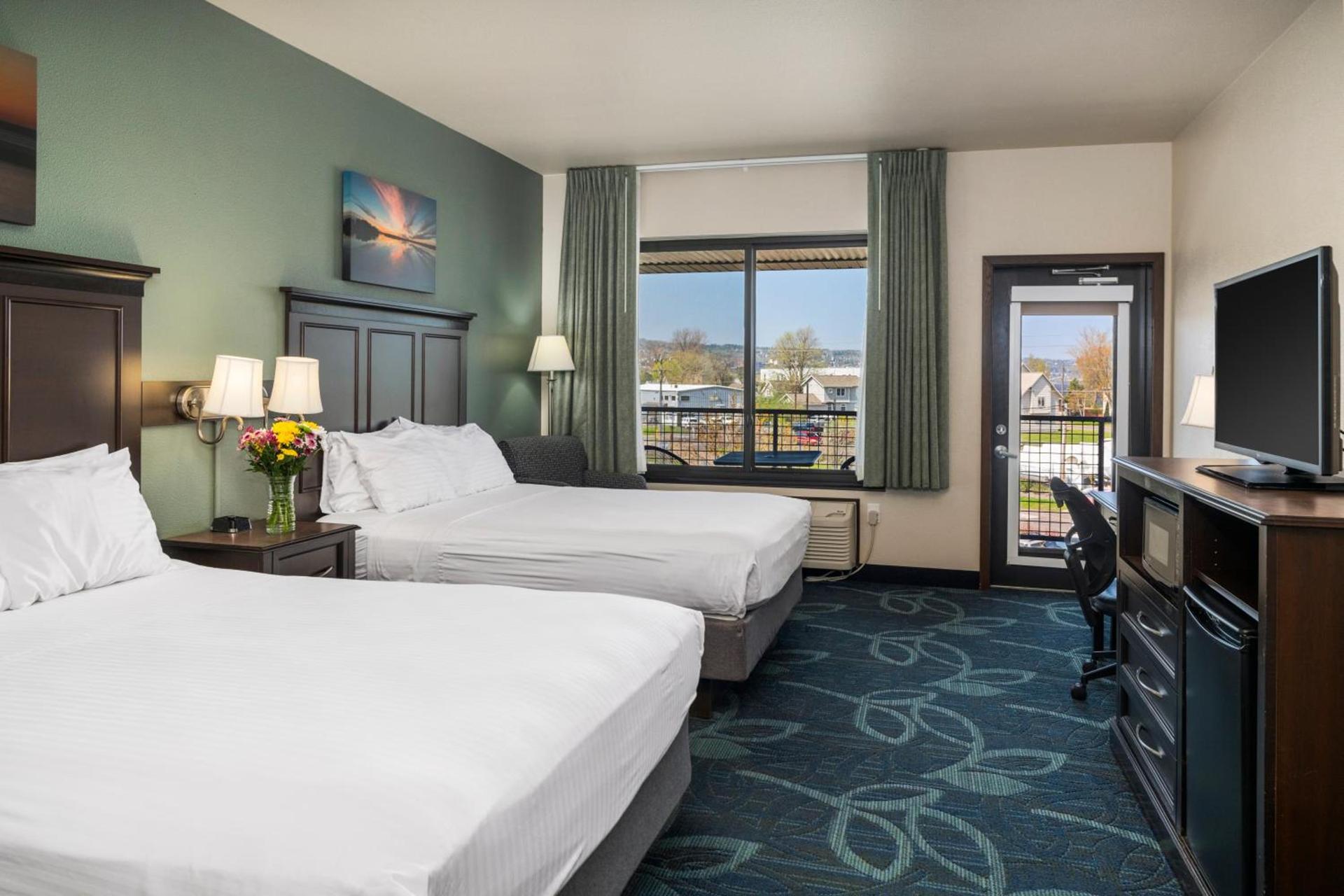 Park Point Marina Inn photo 18
