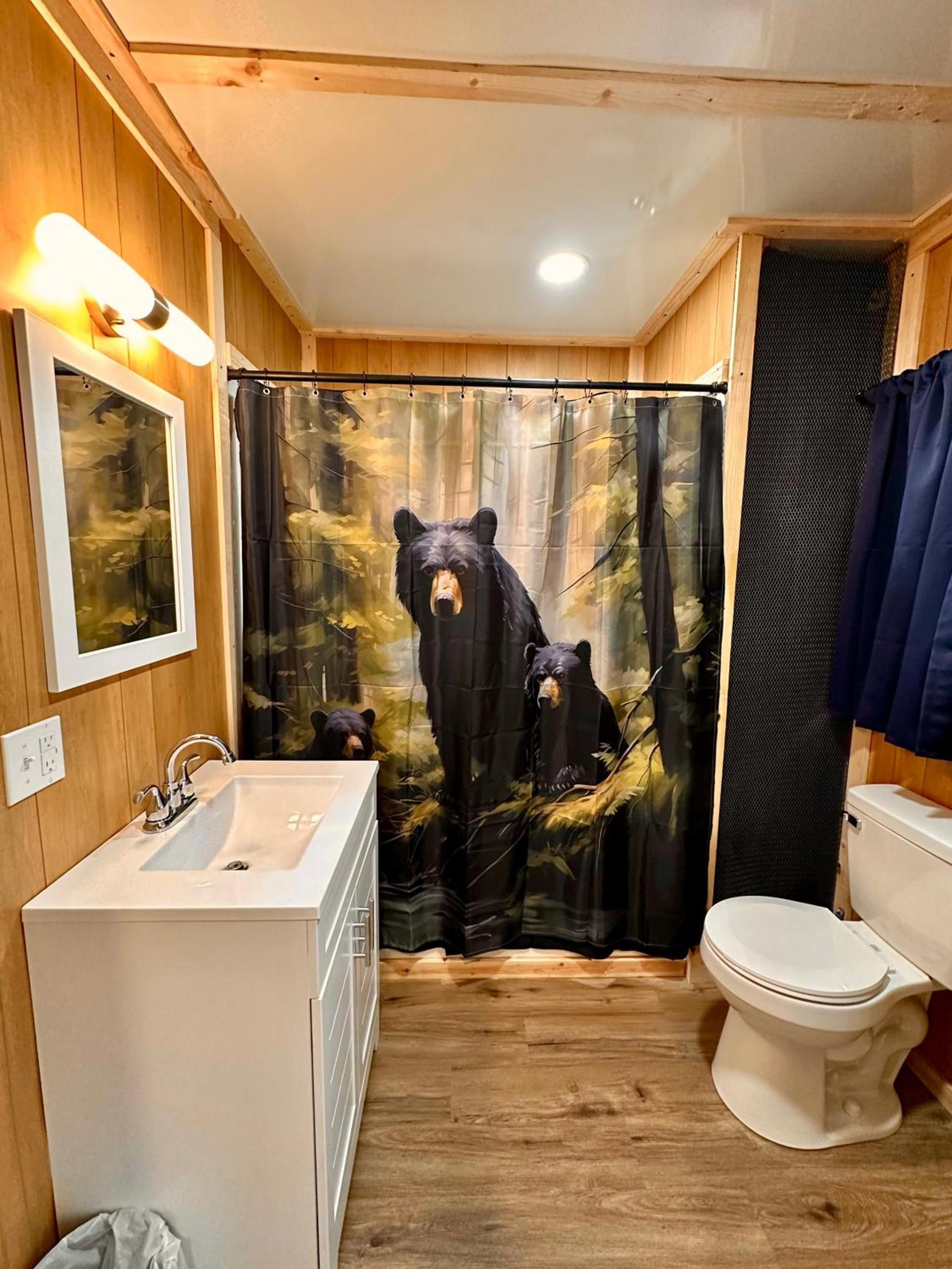 Roberts Lodge photo 14