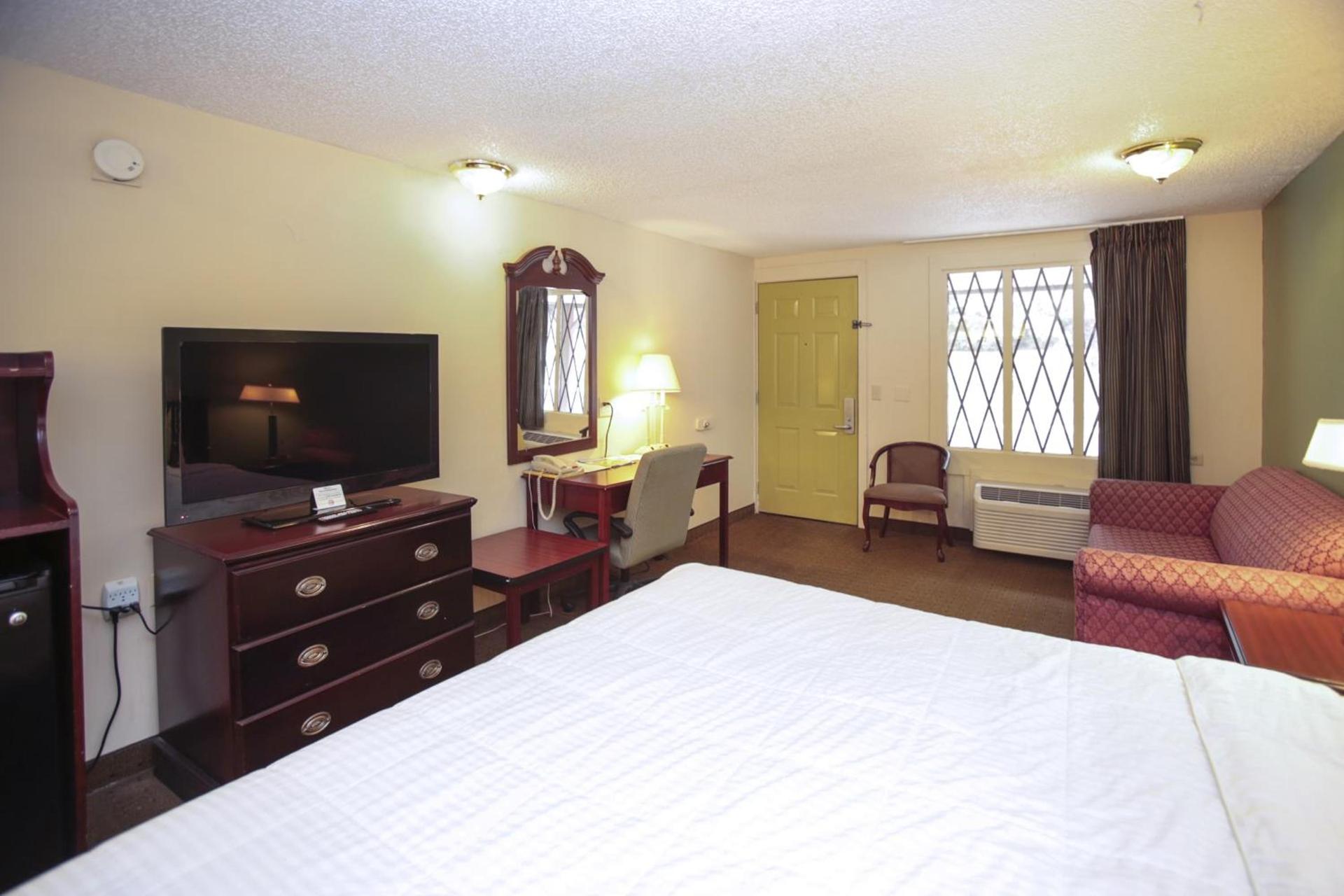 Knights Inn - Battle Creek photo 44