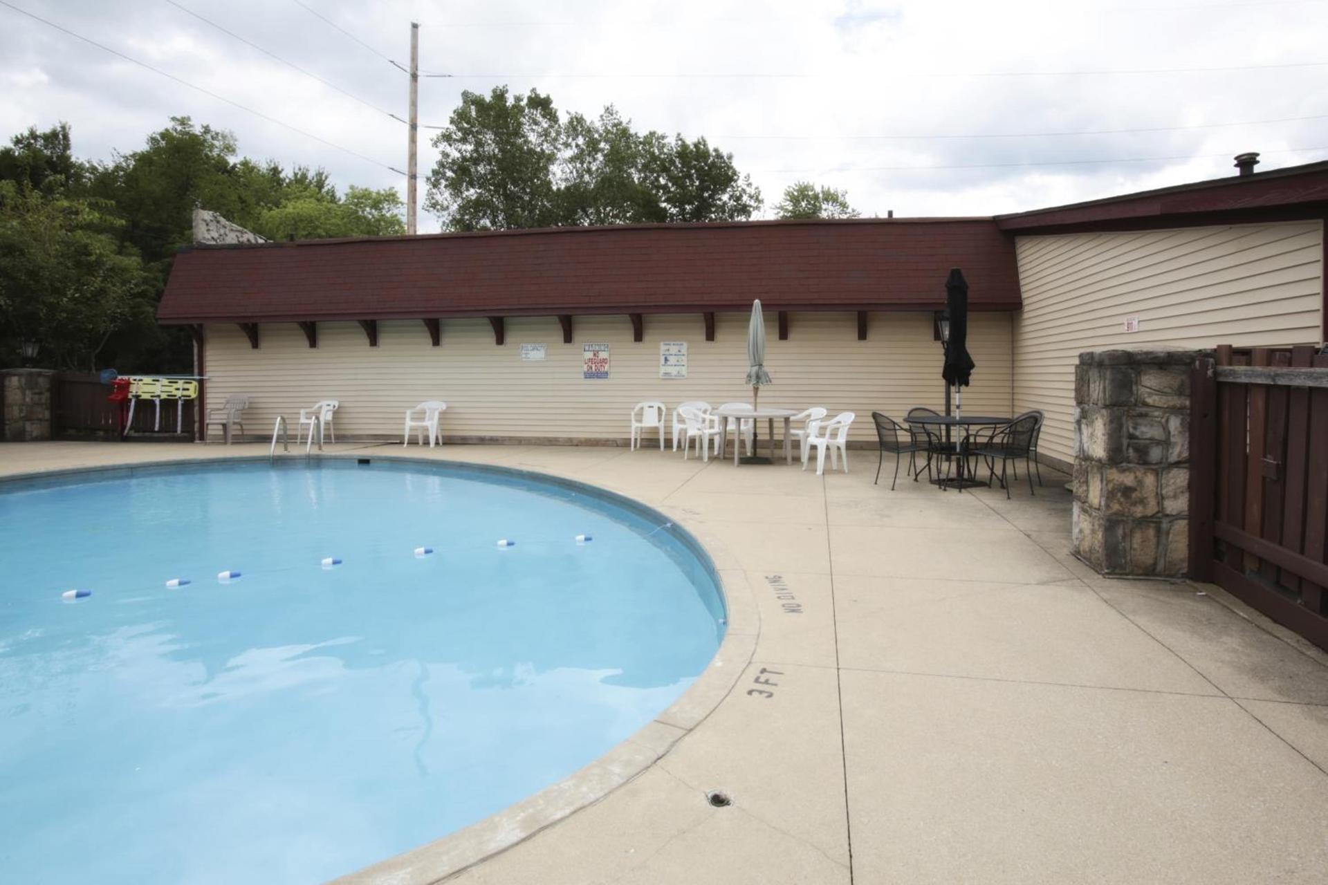 Knights Inn - Battle Creek photo 33