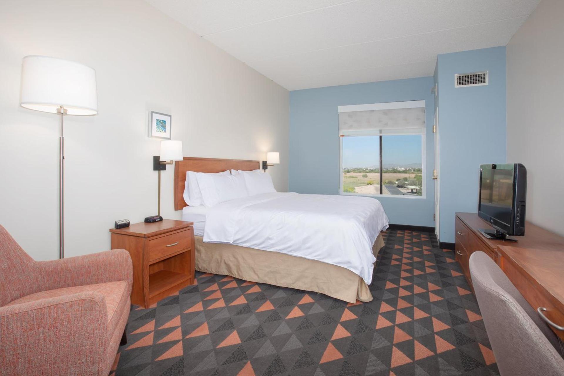 Holiday Inn & Suites Goodyear - West Phoenix Area by IHG photo 39