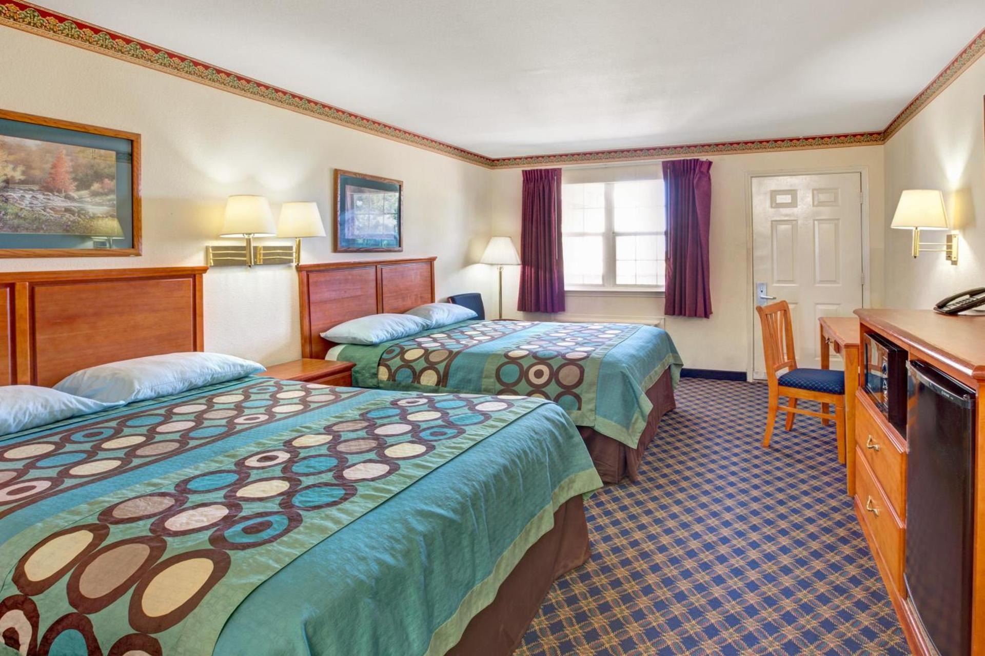 Super 8 by Wyndham Arlington Near AT&T Stadium photo 24