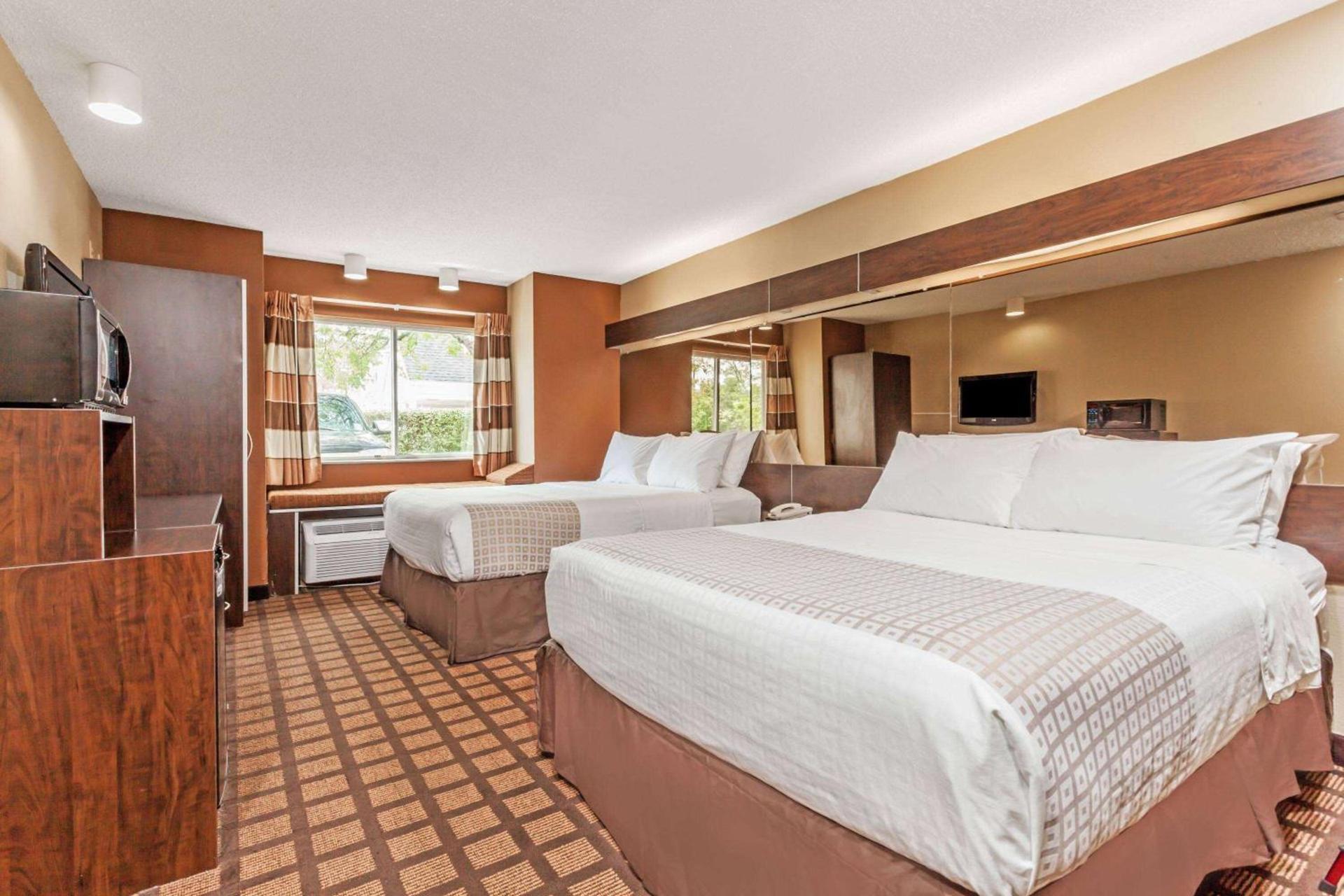 Microtel Inn by Wyndham Lexington photo 3