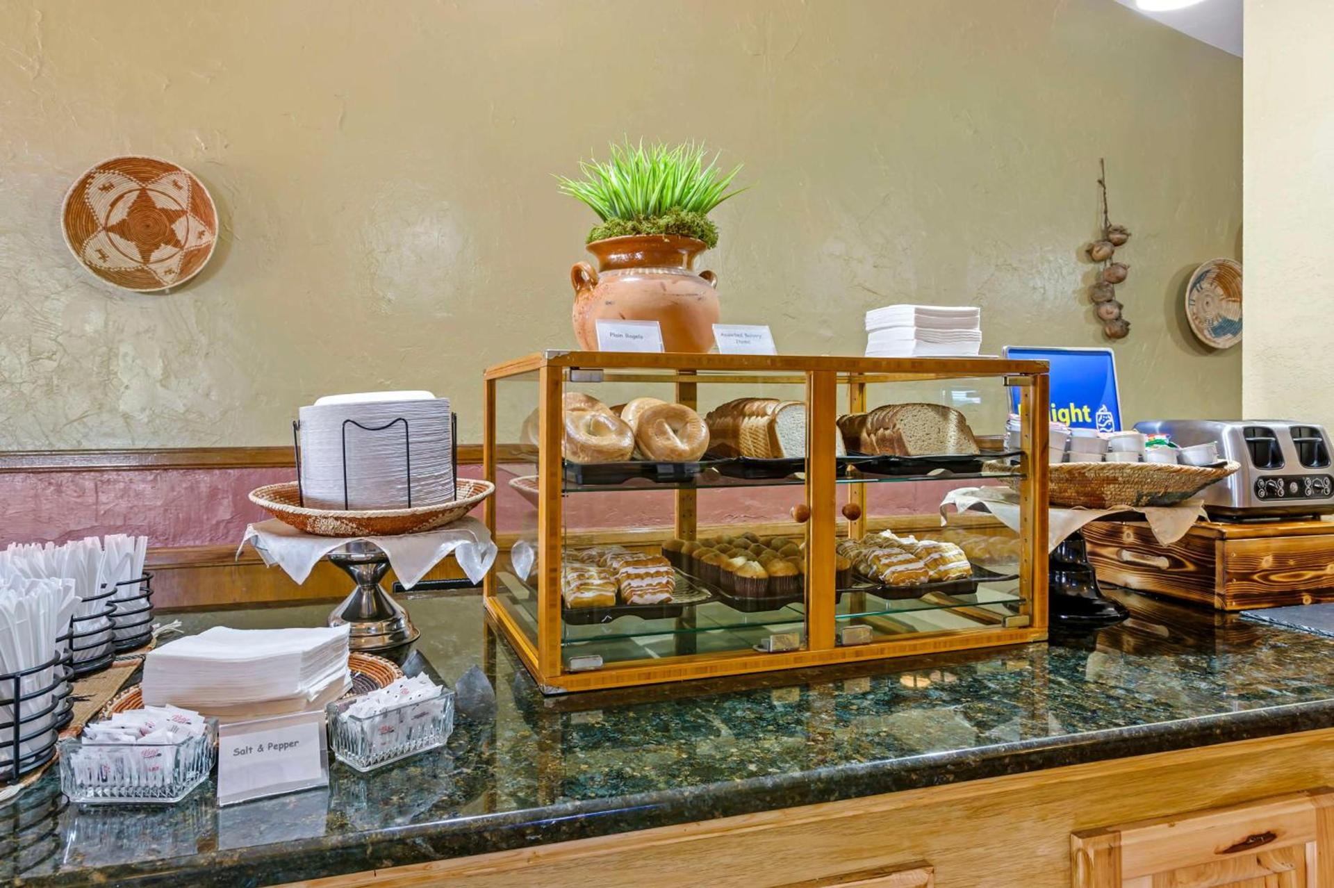 Best Western Mission Inn photo 34