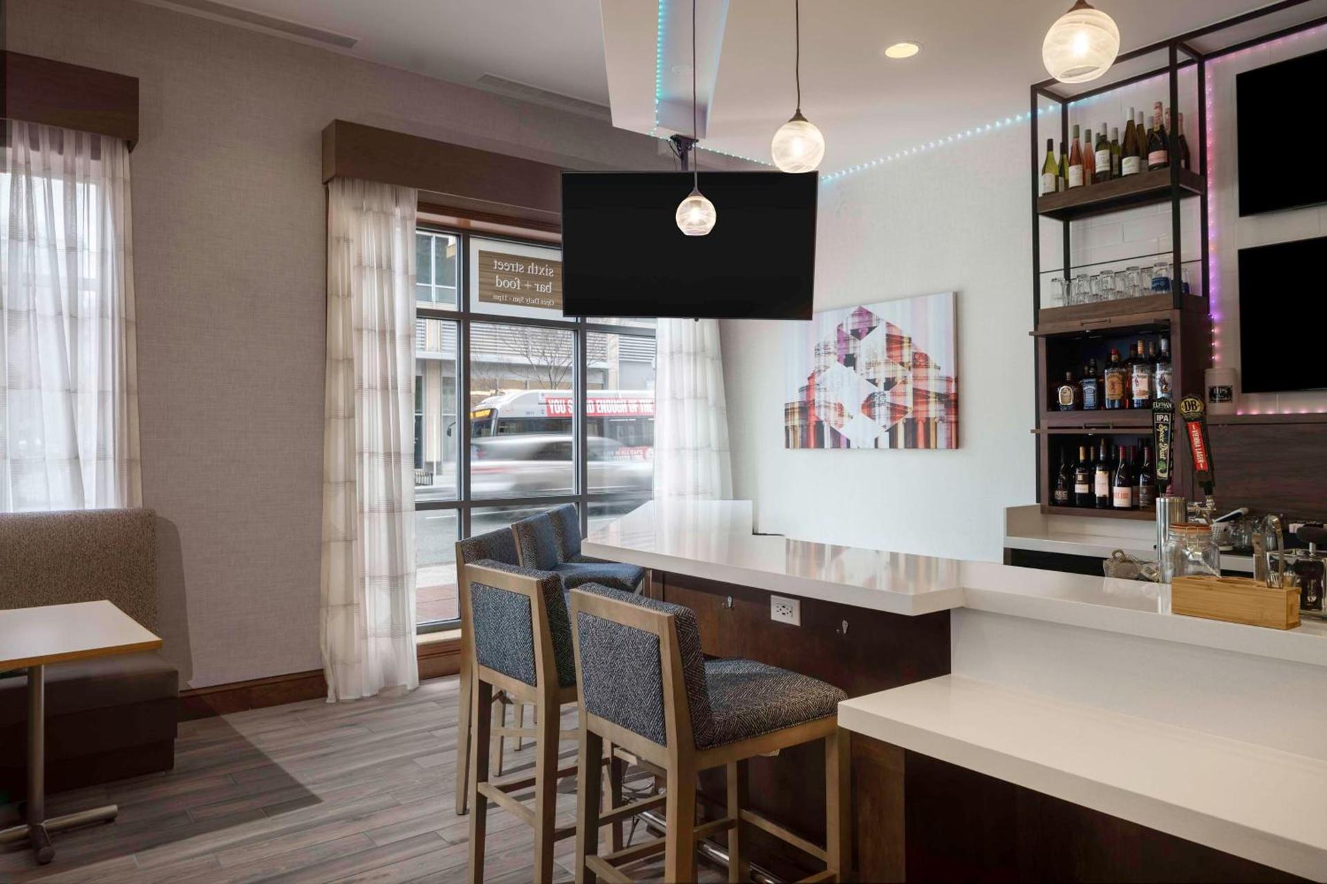 Hampton Inn Washington DC - Convention Center photo 66