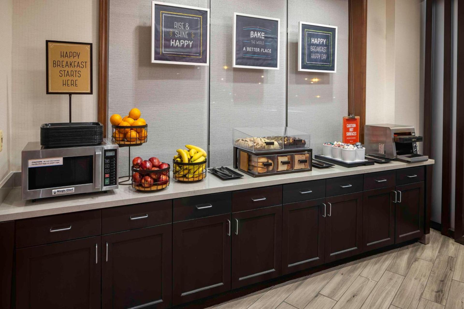 Hampton Inn Washington DC - Convention Center photo 67
