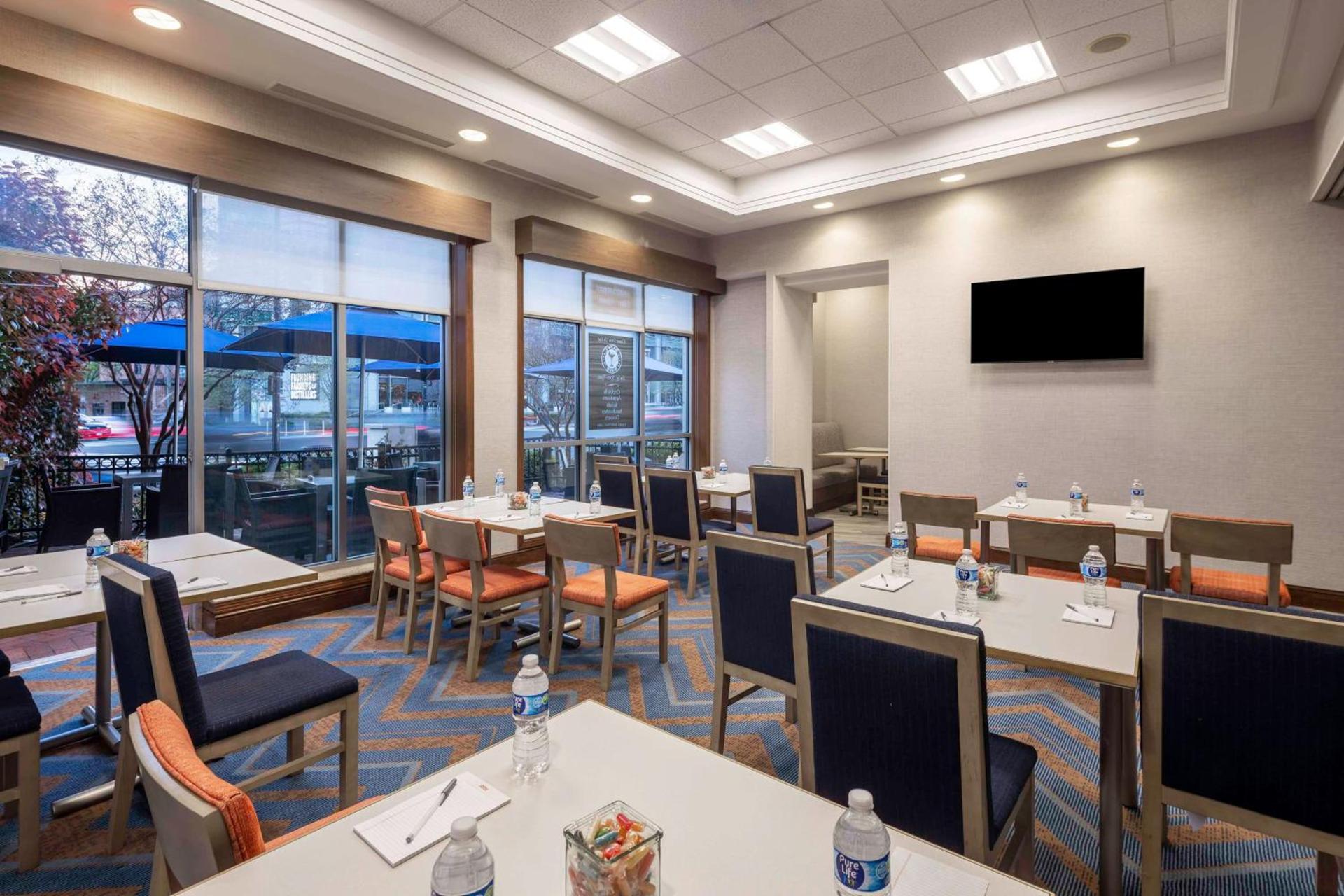 Hampton Inn Washington DC - Convention Center photo 22