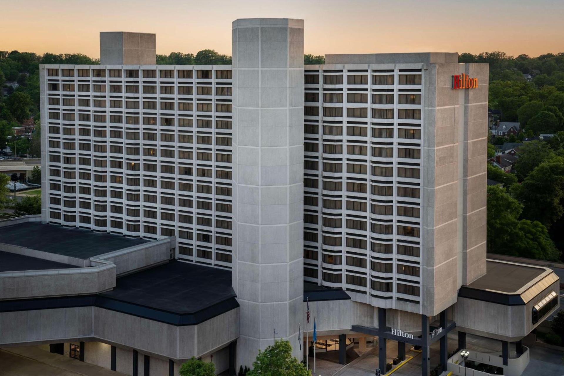 Hilton Arlington National Landing photo 15