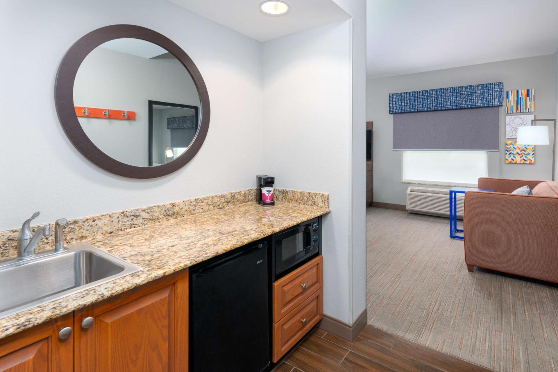 Hampton Inn & Suites Murfreesboro photo 26