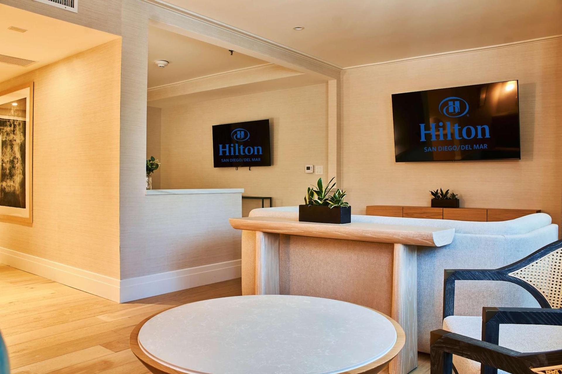 Hilton San Diego/Del Mar photo 41