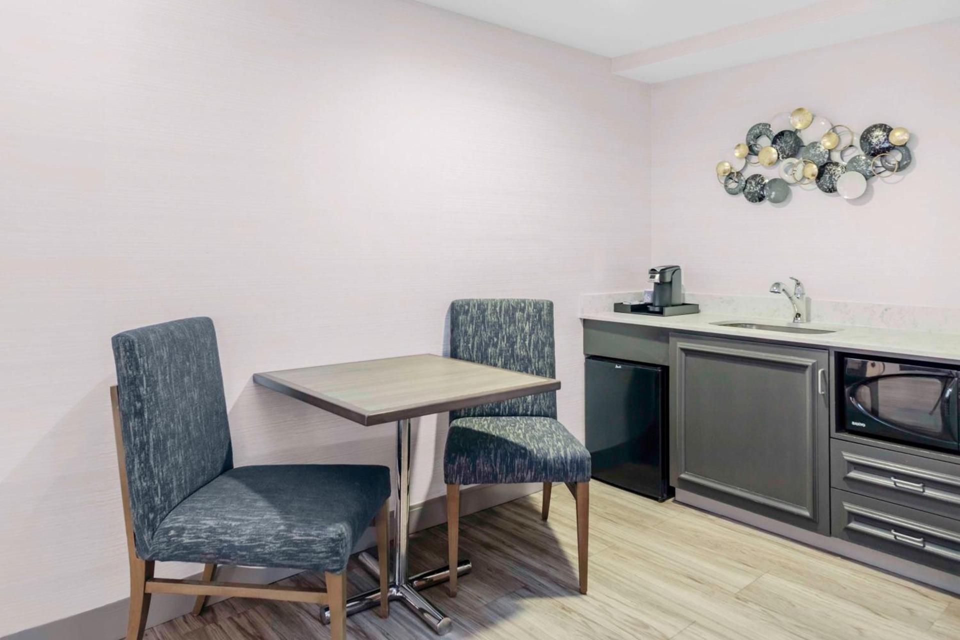 Hilton Garden Inn Freeport Downtown photo 35