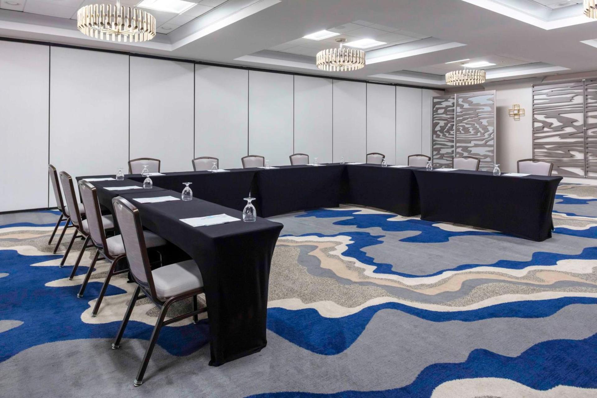 Hilton Garden Inn Freeport Downtown photo 54
