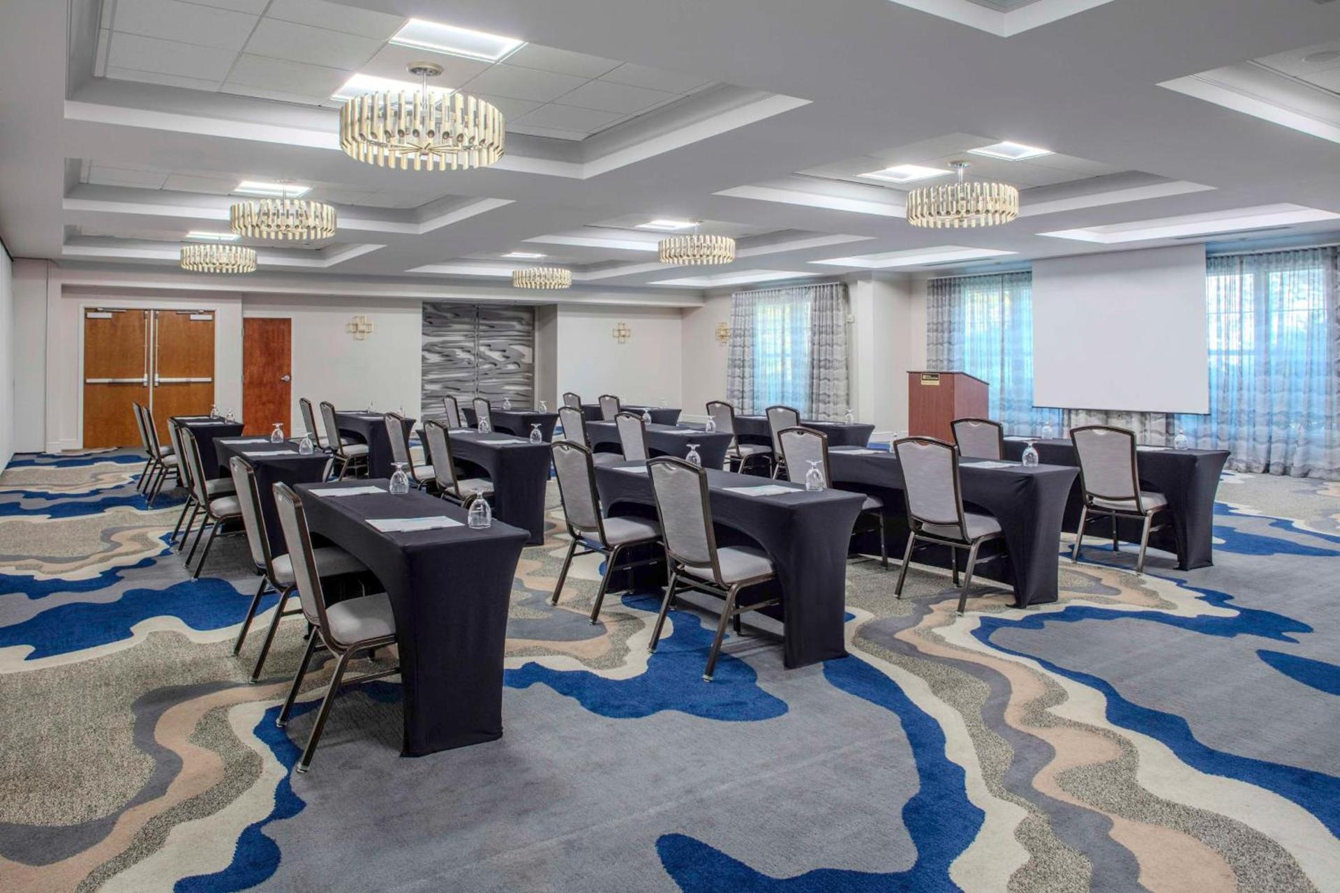 Hilton Garden Inn Freeport Downtown photo 56