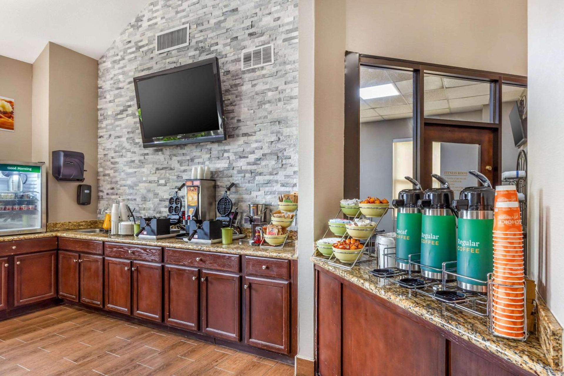 Quality Inn Asheboro South photo 30