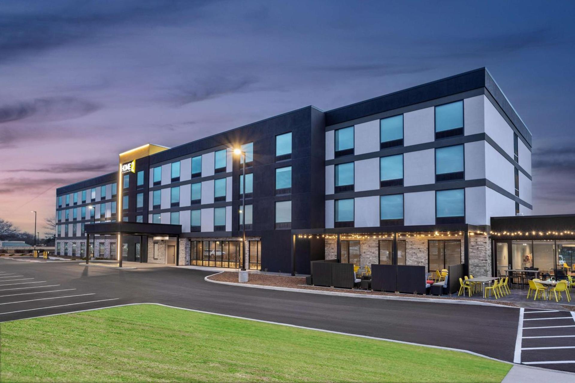 Home2 Suites By Hilton Indianapolis North At Intech Park photo 1