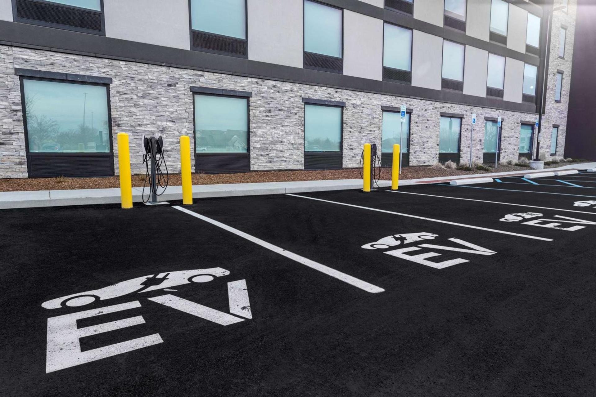 Home2 Suites By Hilton Indianapolis North At Intech Park photo 4